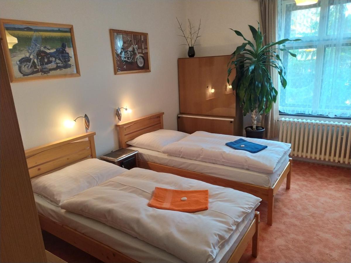 Pension 21 Прага Экстерьер фото