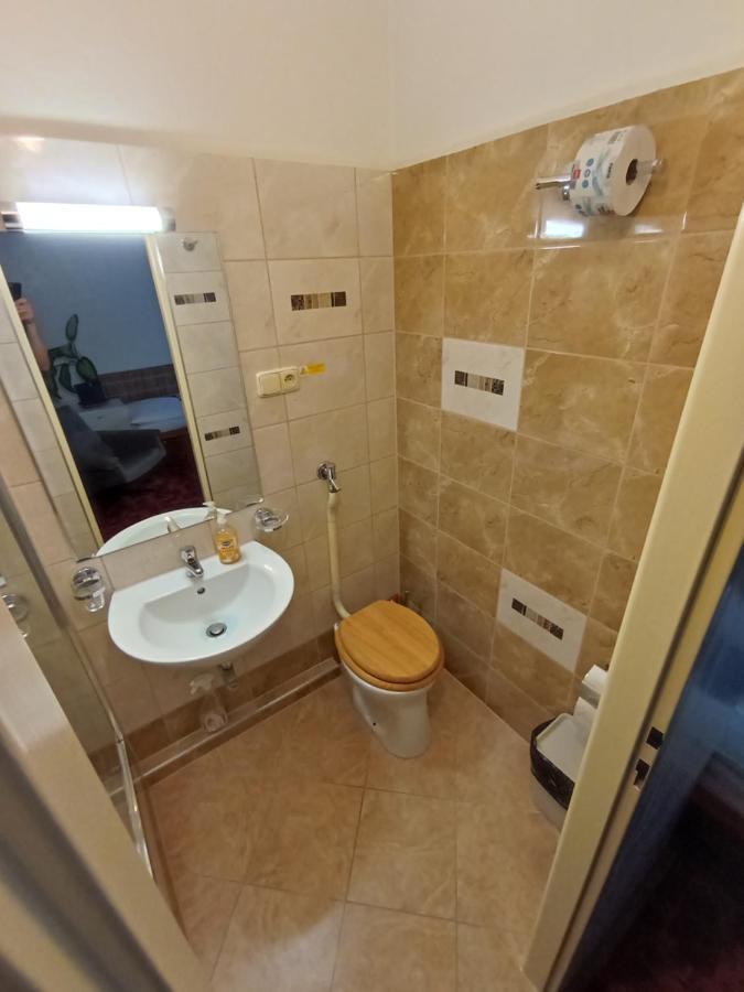 Pension 21 Прага Экстерьер фото