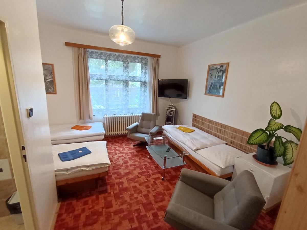 Pension 21 Прага Экстерьер фото