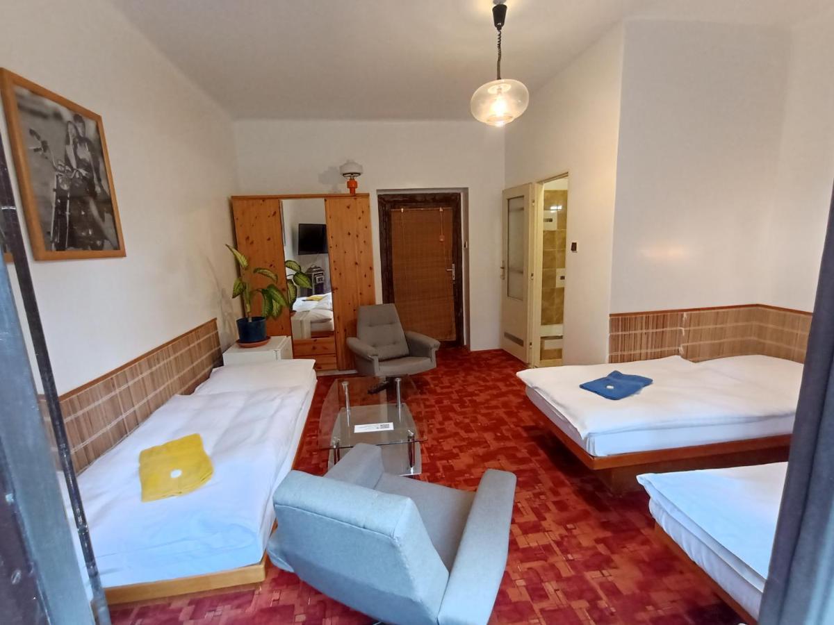 Pension 21 Прага Экстерьер фото