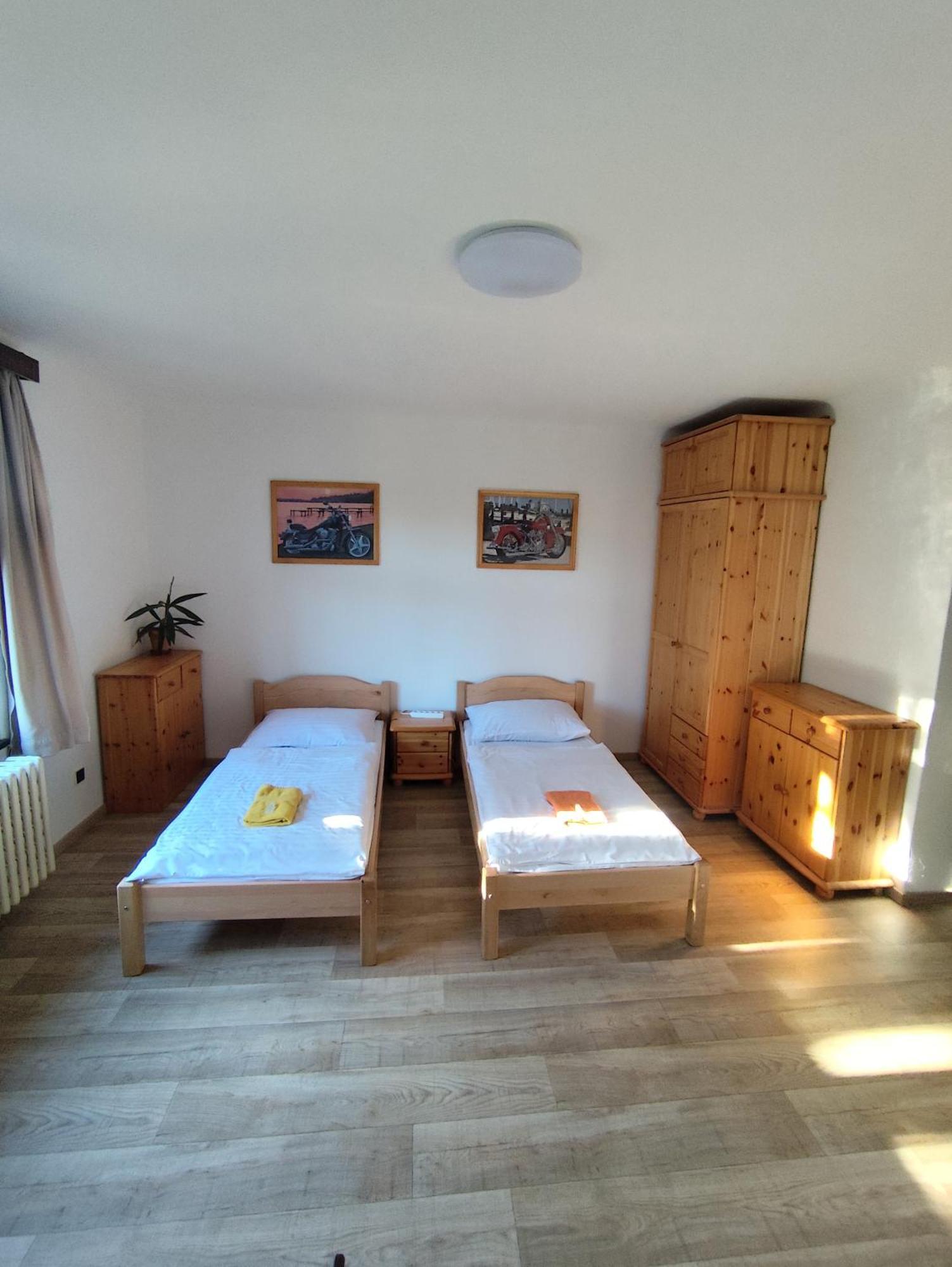 Pension 21 Прага Экстерьер фото