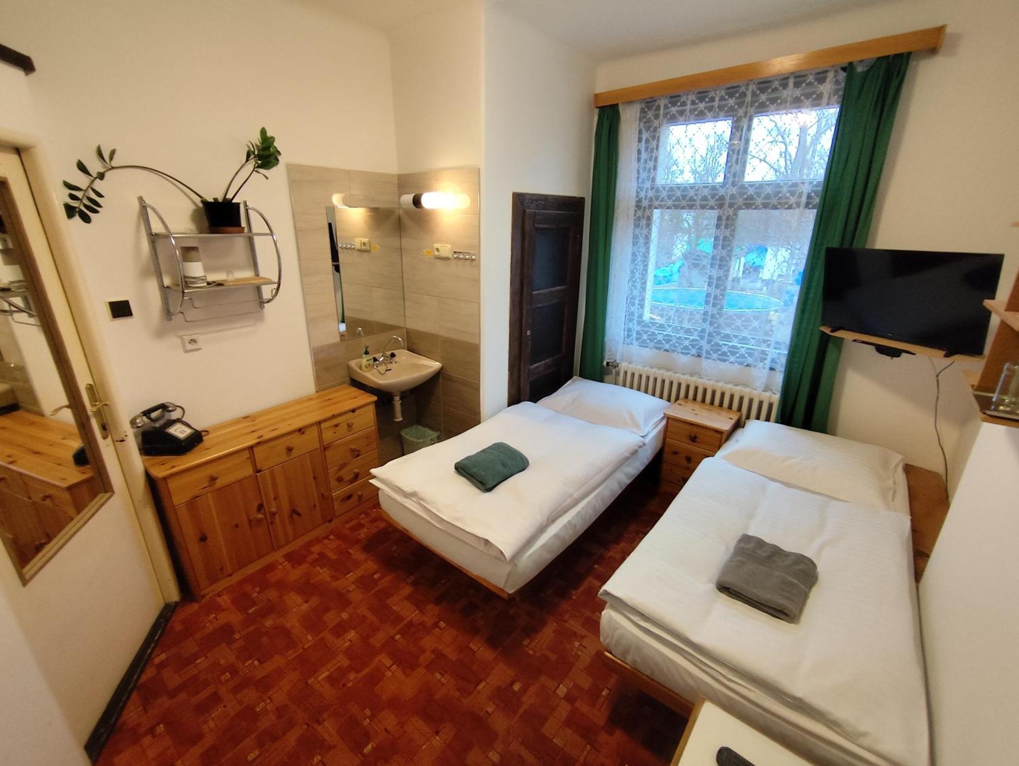 Pension 21 Прага Экстерьер фото
